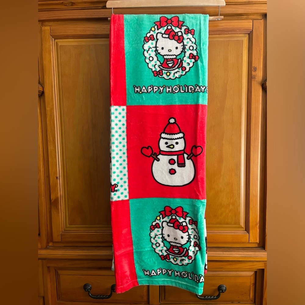 Christmas Hello Kitty Blanket - Picture 1 of 1